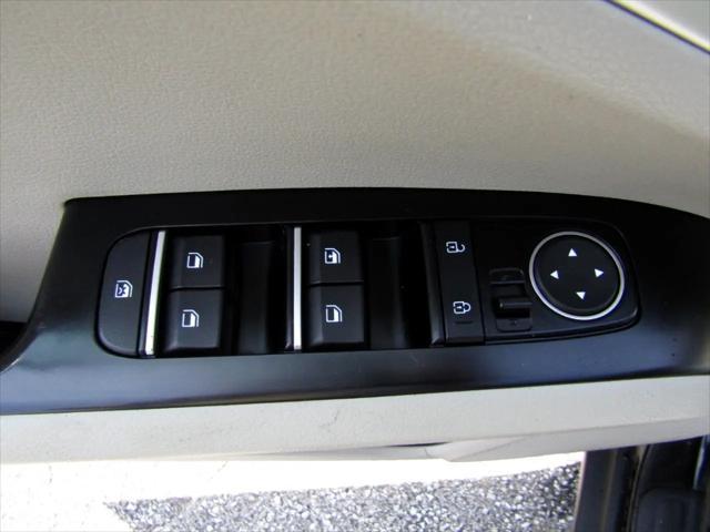 used 2020 Kia Soul car, priced at $11,999