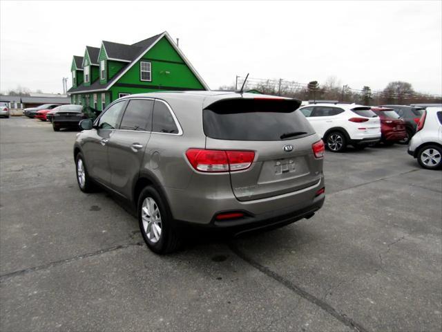 used 2018 Kia Sorento car, priced at $10,899