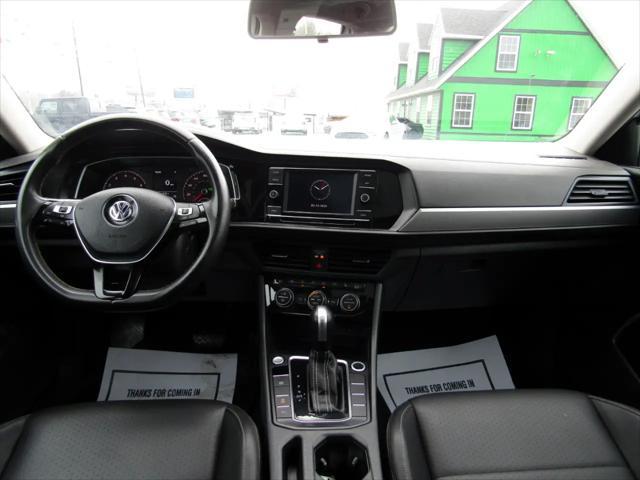 used 2021 Volkswagen Jetta car