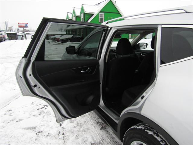 used 2019 Nissan Rogue car, priced at $13,399