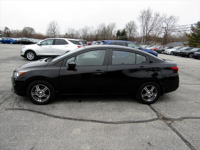 used 2021 Nissan Versa car