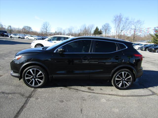 used 2017 Nissan Rogue Sport car, priced at $13,899