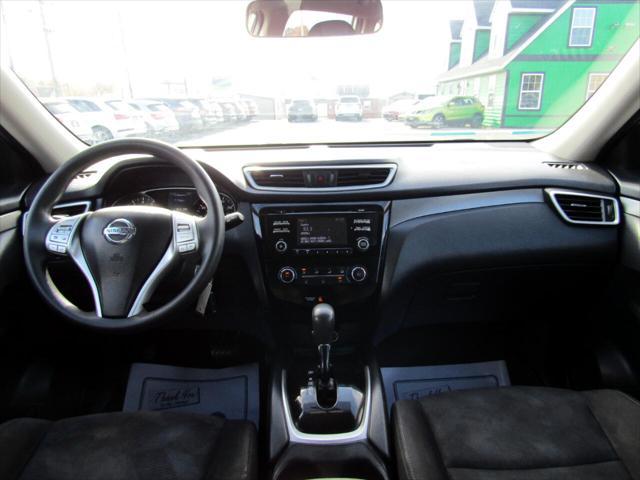 used 2015 Nissan Rogue car, priced at $10,699