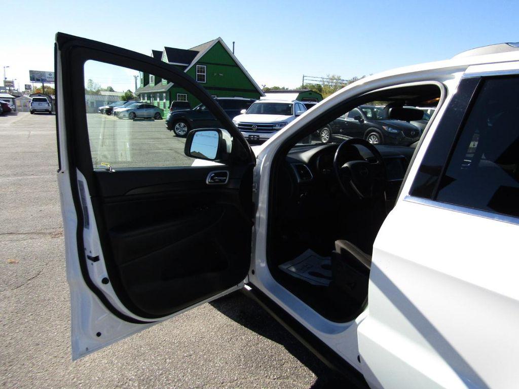 used 2020 Jeep Grand Cherokee car, priced at $18,999