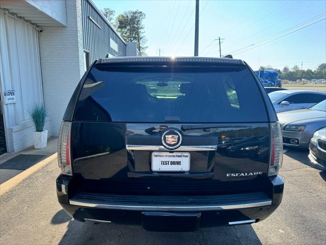 used 2013 Cadillac Escalade ESV car, priced at $13,499