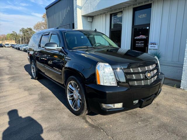 used 2013 Cadillac Escalade ESV car, priced at $13,499