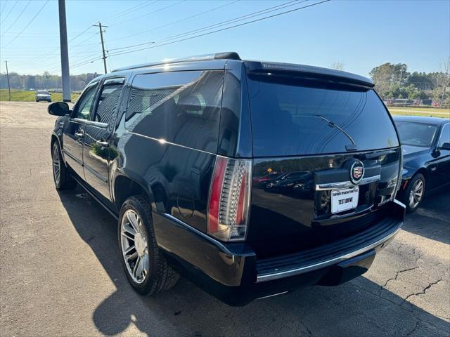 used 2013 Cadillac Escalade ESV car, priced at $13,499