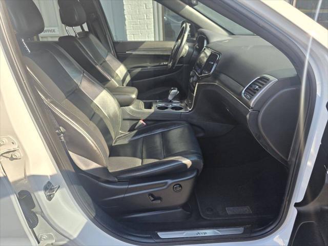 used 2020 Jeep Grand Cherokee car, priced at $15,999