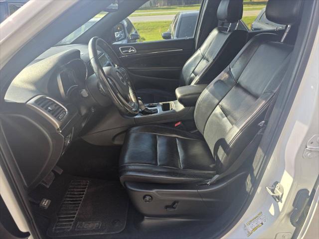 used 2020 Jeep Grand Cherokee car, priced at $15,999