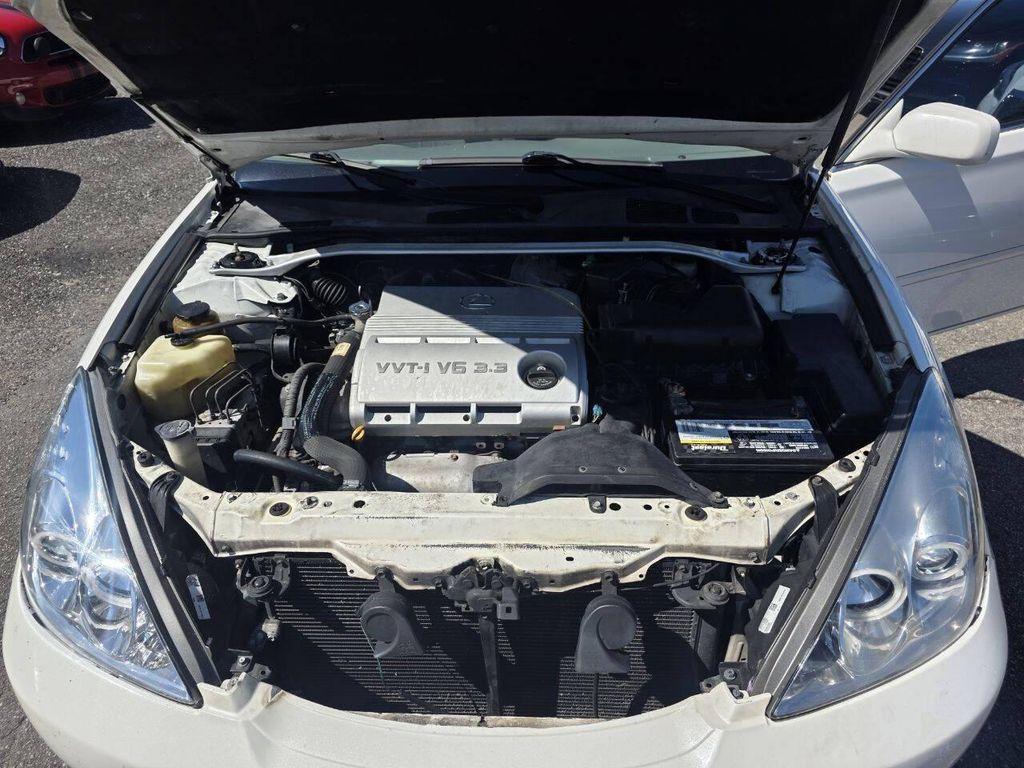used 2004 Lexus ES 330 car, priced at $4,500