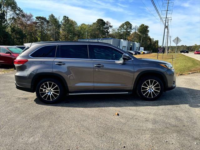 used 2017 Toyota Highlander car, priced at $21,999