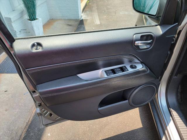 used 2014 Jeep Compass car, priced at $7,500
