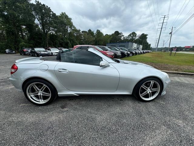used 2007 Mercedes-Benz SLK-Class car, priced at $11,999