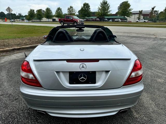 used 2007 Mercedes-Benz SLK-Class car, priced at $11,999