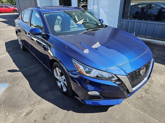 used 2020 Nissan Altima car, priced at $13,999