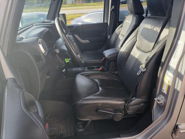 used 2015 Jeep Wrangler Unlimited car, priced at $19,999