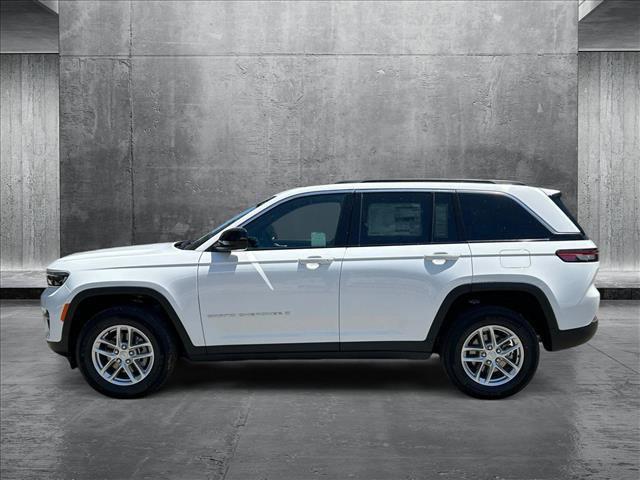 new 2025 Jeep Grand Cherokee car, priced at $39,780