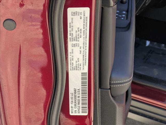 new 2025 Jeep Grand Cherokee L car, priced at $46,230