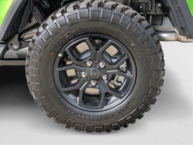 new 2025 Jeep Gladiator car, priced at $46,160