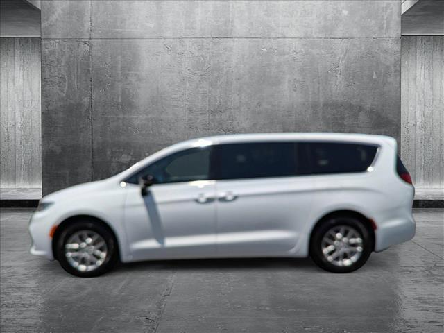 new 2025 Chrysler Pacifica car, priced at $44,445