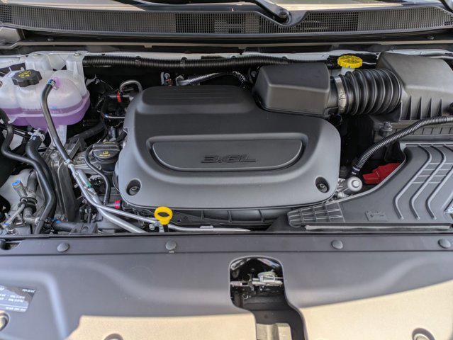 new 2025 Chrysler Pacifica car, priced at $44,445