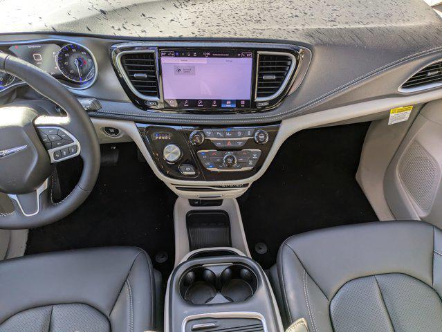 new 2024 Chrysler Pacifica car, priced at $40,695