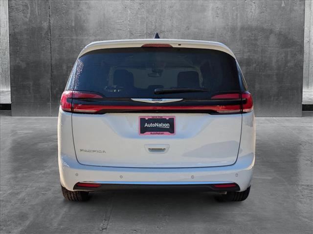 new 2024 Chrysler Pacifica car, priced at $40,695