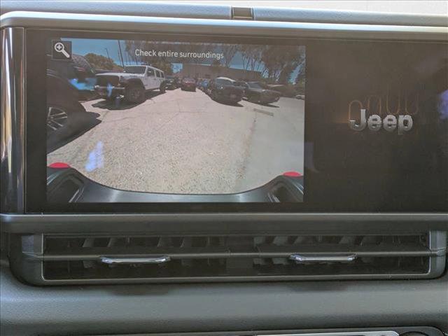 new 2025 Jeep Gladiator car, priced at $52,600