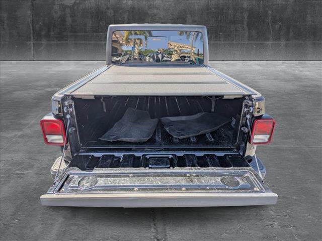 used 2022 Jeep Gladiator car, priced at $31,847