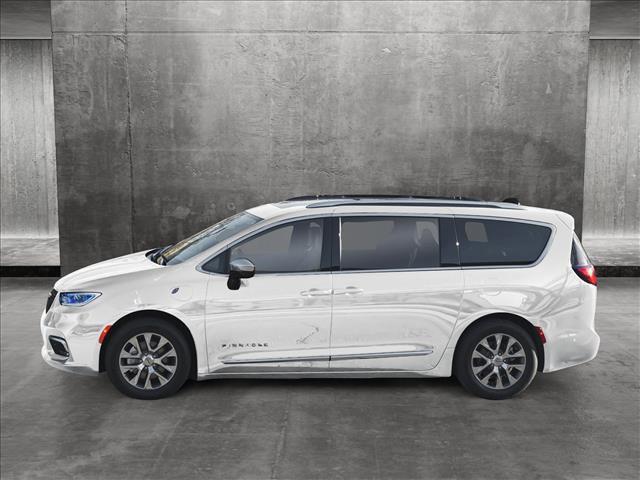 new 2025 Chrysler Pacifica Hybrid car, priced at $54,030