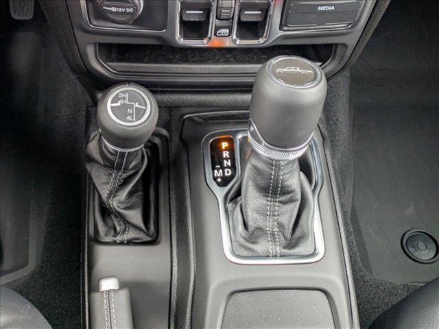 new 2025 Jeep Gladiator car, priced at $49,410