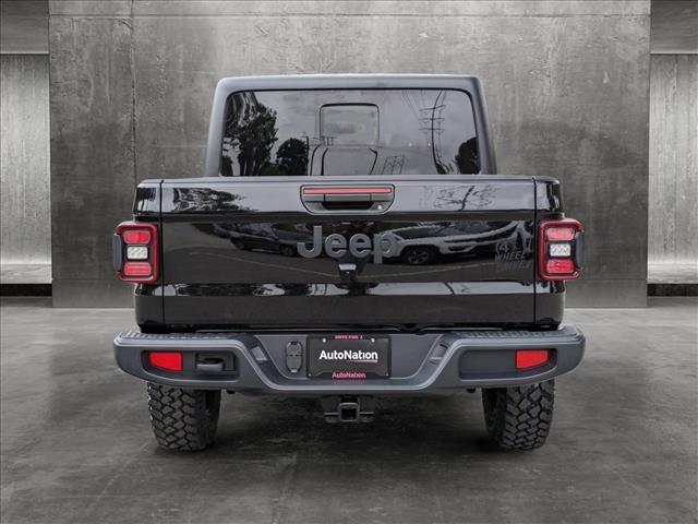 new 2024 Jeep Gladiator car, priced at $46,422