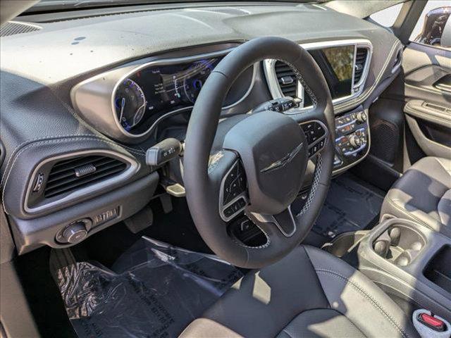 new 2025 Chrysler Pacifica car, priced at $40,488