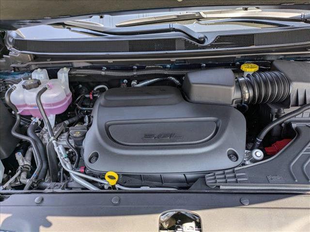 new 2025 Chrysler Pacifica car, priced at $44,940