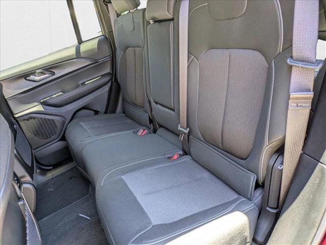 new 2025 Jeep Grand Cherokee car, priced at $39,738