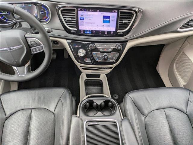 used 2022 Chrysler Pacifica Hybrid car, priced at $29,488