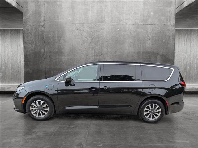 used 2022 Chrysler Pacifica Hybrid car, priced at $29,488