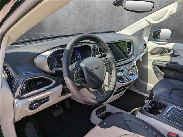 new 2024 Chrysler Pacifica car, priced at $40,695