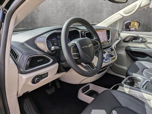 new 2024 Chrysler Pacifica car, priced at $40,695