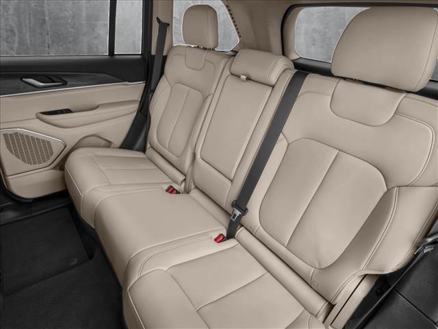 new 2025 Jeep Grand Cherokee car, priced at $59,555