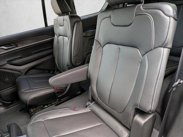 new 2025 Jeep Grand Cherokee L car, priced at $49,488