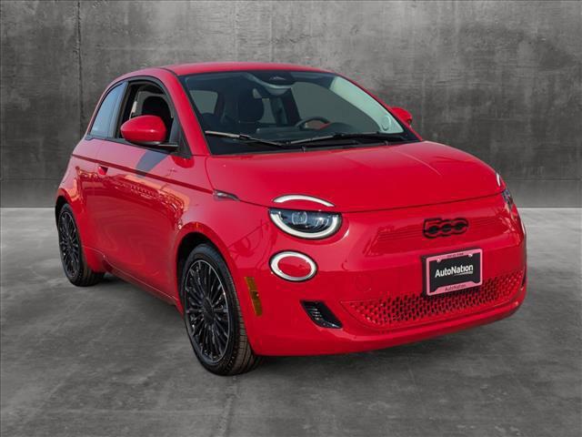 new 2024 FIAT 500e car, priced at $34,095