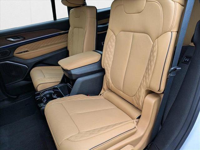 new 2025 Jeep Grand Cherokee L car, priced at $62,580