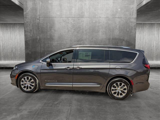 new 2023 Chrysler Pacifica Hybrid car, priced at $51,722