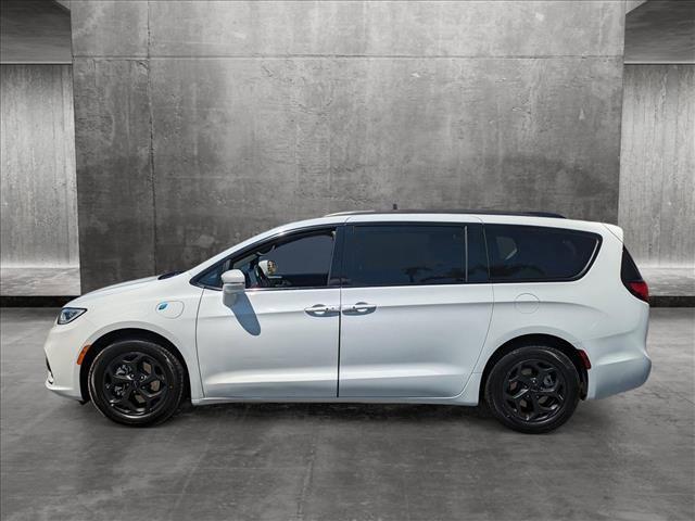 used 2021 Chrysler Pacifica Hybrid car, priced at $31,808