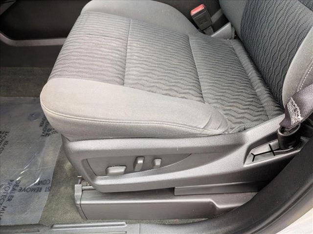 used 2015 GMC Yukon car, priced at $15,995