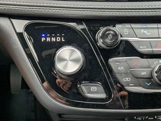 new 2025 Chrysler Pacifica car, priced at $44,940