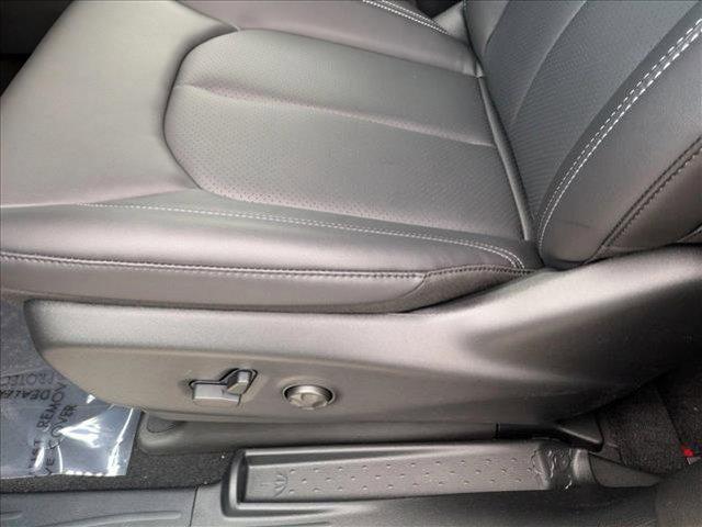 new 2025 Chrysler Pacifica car, priced at $44,940