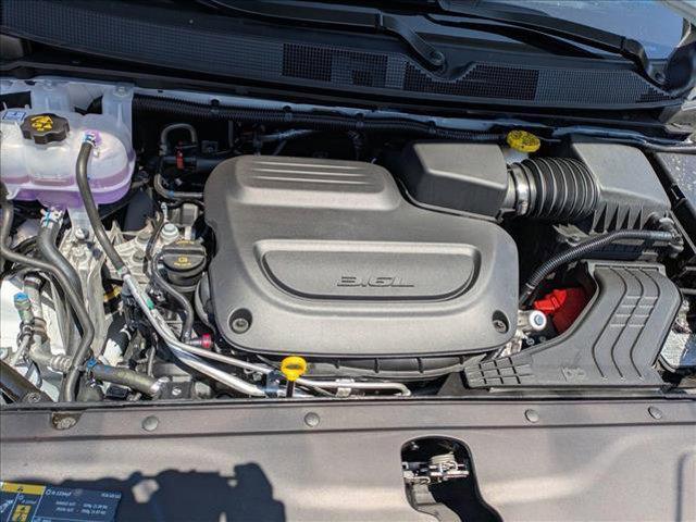 new 2025 Chrysler Pacifica car, priced at $46,370