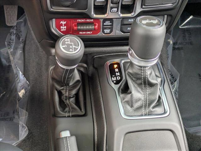 new 2025 Jeep Wrangler car, priced at $57,595